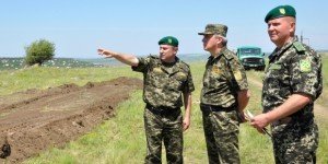 Операция по закрытию границы с Россией завершена - Турчинов