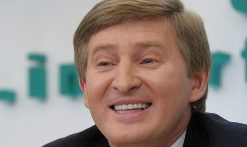 "Благодетели" - ограбившие украинский народ: в Донецке гуманитарную картошку от Ахметова, продают по 13 гривен (Фото)
