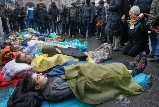 Души наших погибших героев живы, но бездомны. Сегодняшняя Украина не может стать их домом. Да, они живы, это мы мертвы