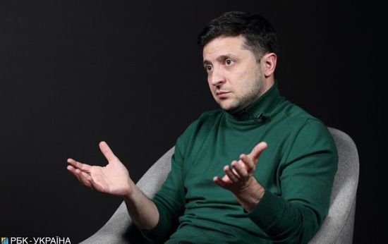 Інтерв'ю з Володимиром Зеленським: "Я повинен виграти для того, щоб дати шанс країні. Якщо не впораюся, зубами триматися не буду"