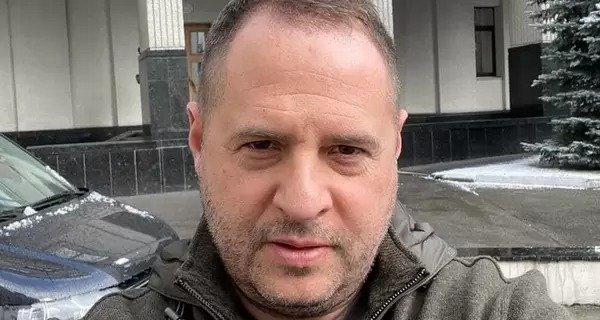 Некомфортний бункерний сон Єрмака (Фото)